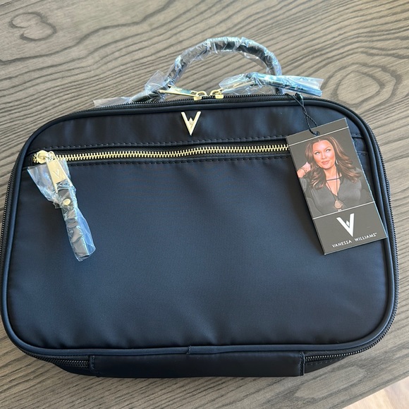 Venessa Williams Cosmetic Case - Picture 1 of 11